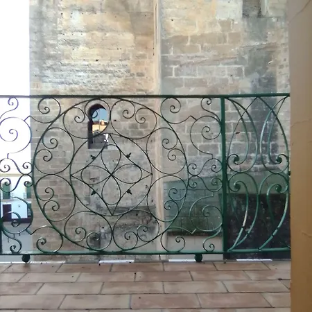 Comercio מלון קרמונה